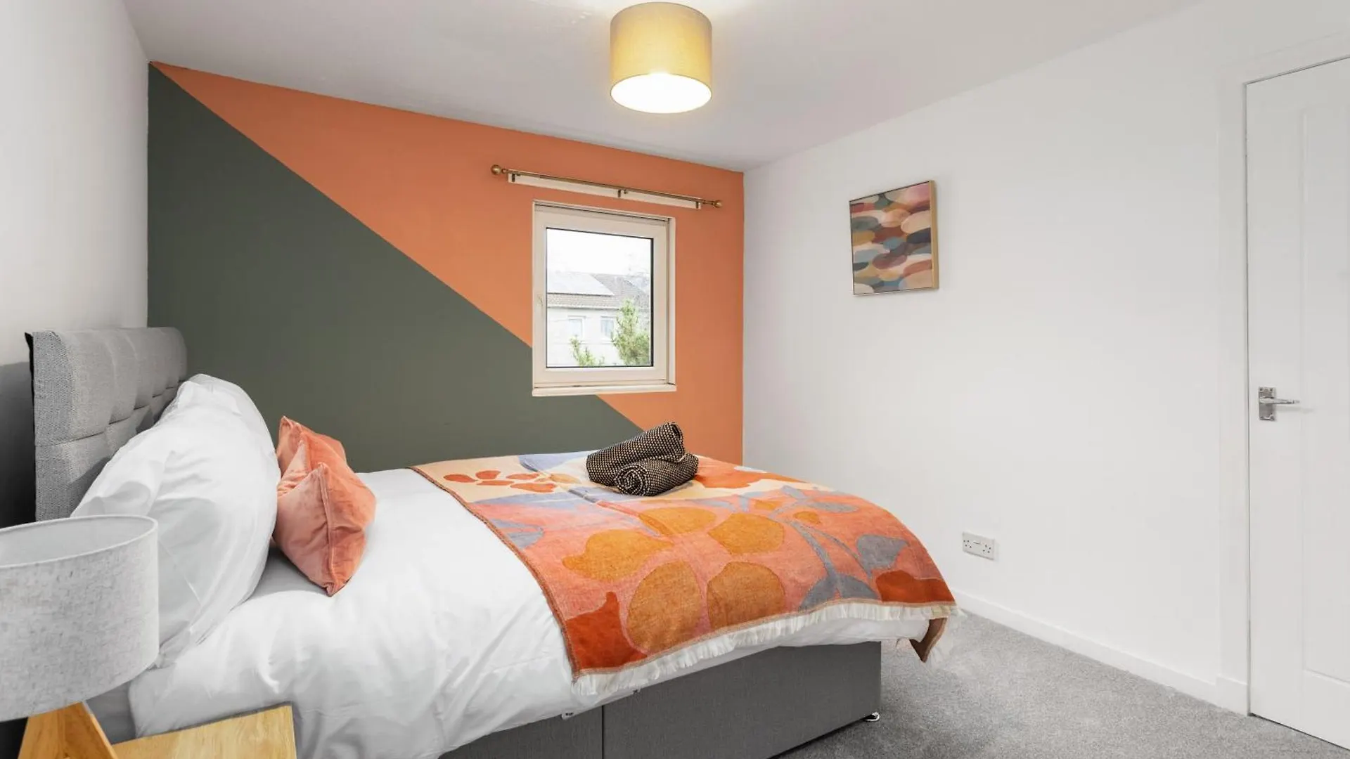 Stylish 3Bed House Near Airport Apartment Edinburgh